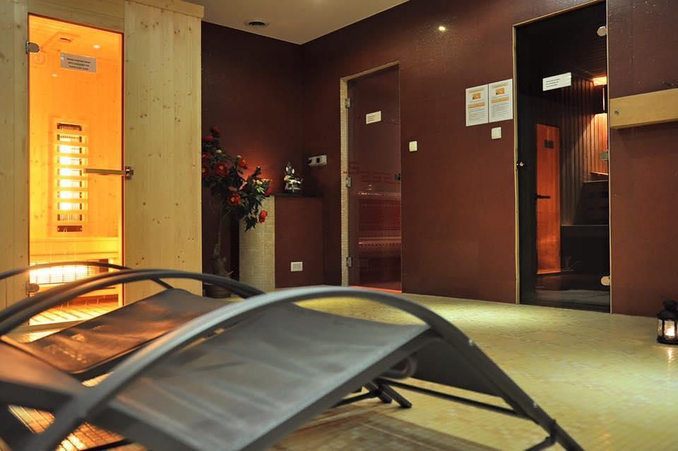 Hotel Hi-Fi Spa Nowy Tomyśl Exteriör bild